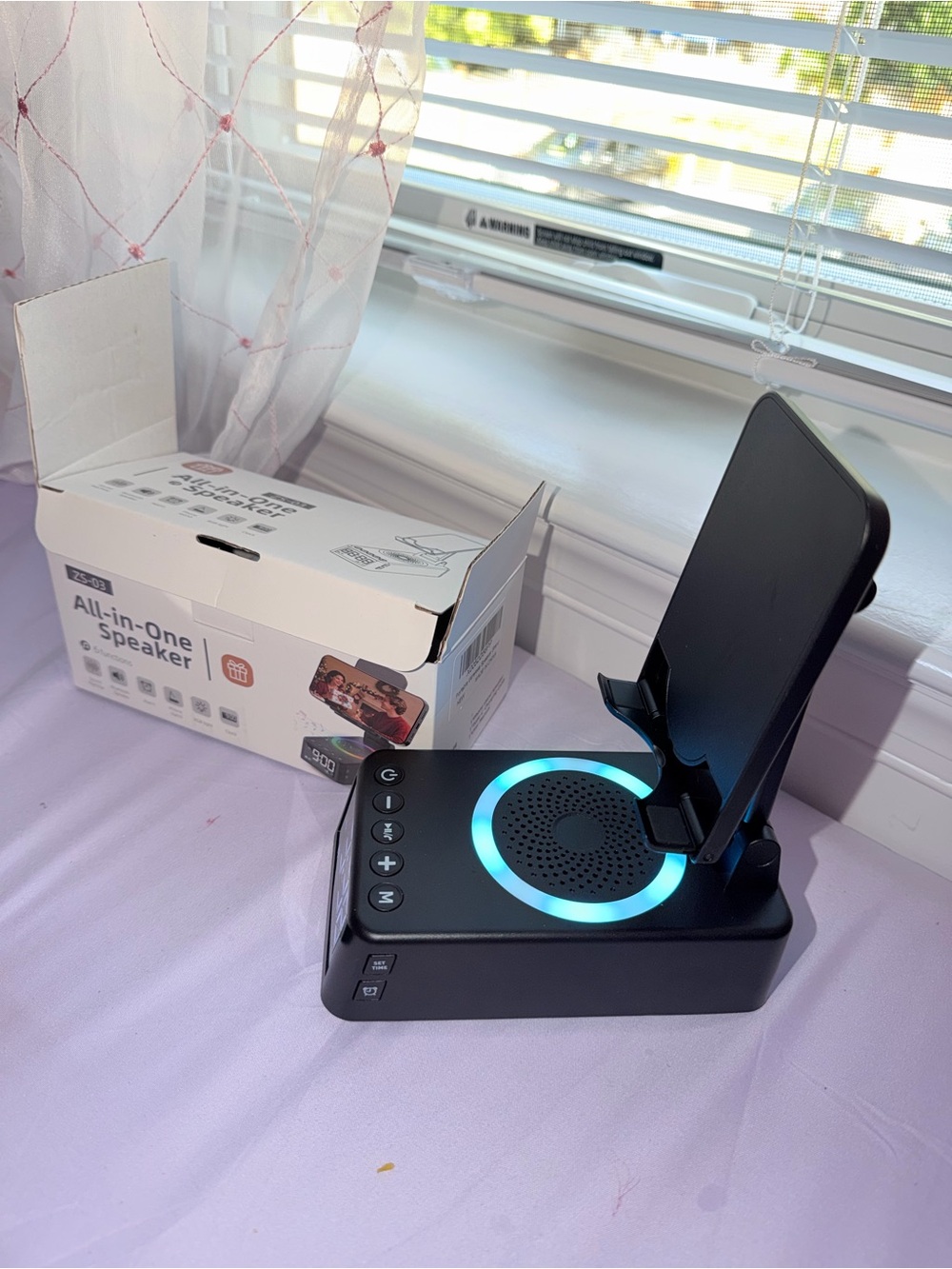 Black Wireless Charging Speaker Dock with LED Ring - Portable Audio